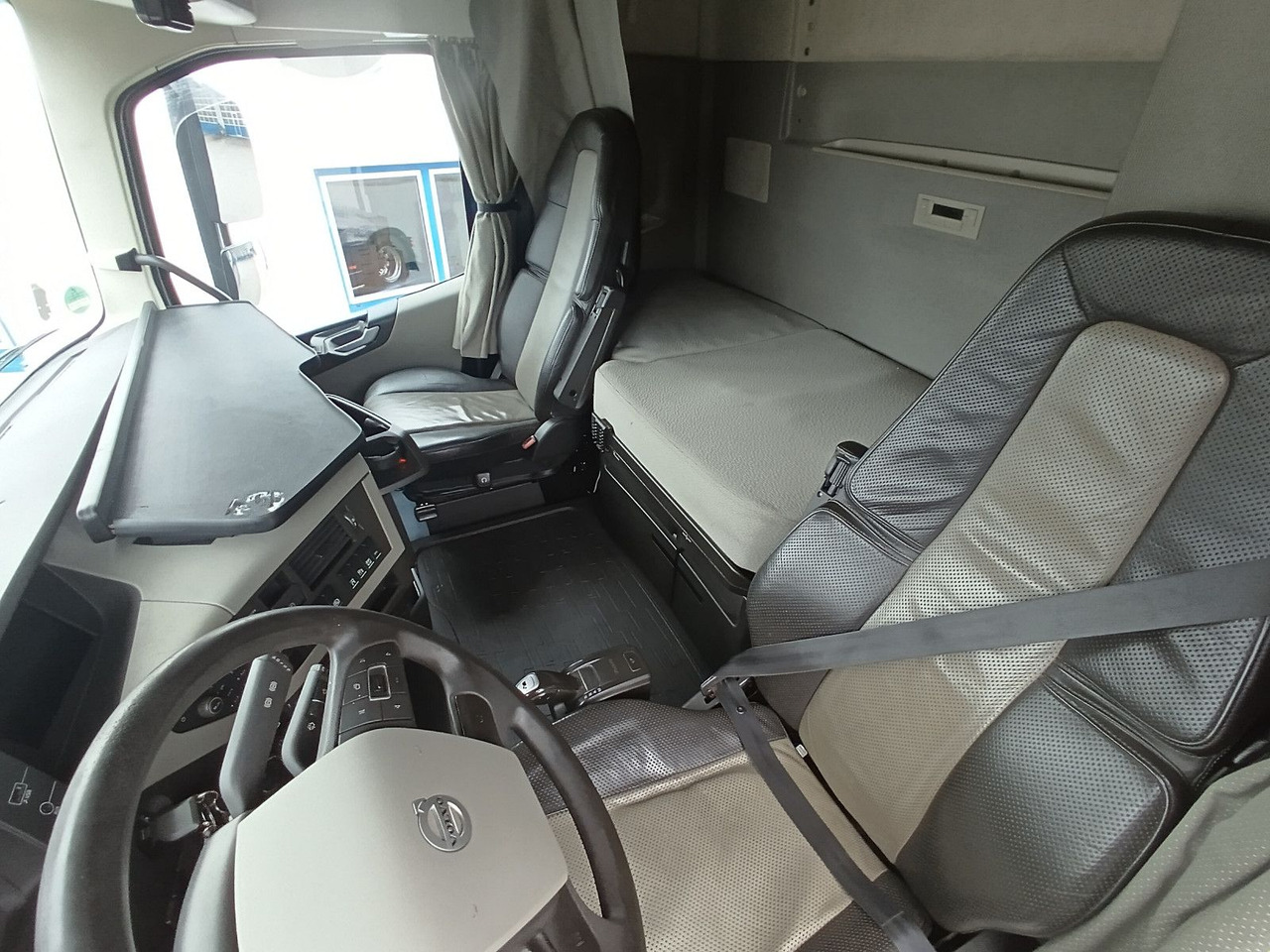 Cabeza tractora Volvo FH500 ADR Globe FullOptions ALCOA HydraulikLeder: foto 13