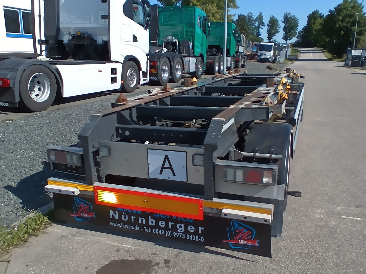 Hüffermann 2-A VARIO-CARRIER VERZINKT SAFETYFIX Reifen/TÜV - Remolque multilift/ Portacontenedores de cadenas: foto 1 Hüffermann 2-A VARIO-CARRIER VERZINKT SAFETYFIX Reifen/TÜV - Remolque multilift/ Portacontenedores de cadenas: foto 1