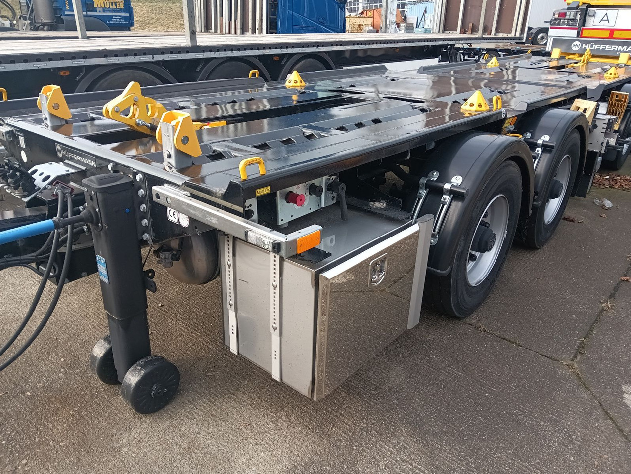 Hüffermann 2-ACHS-MINI-CARRIER MULTIFIX verzinkt NEU BPW Hüffermann 2-ACHS-MINI-CARRIER MULTIFIX verzinkt NEU BPW - Remolque multilift/ Portacontenedores de cadenas: foto 5 Hüffermann 2-ACHS-MINI-CARRIER MULTIFIX verzinkt NEU BPW Hüffermann 2-ACHS-MINI-CARRIER MULTIFIX verzinkt NEU BPW - Remolque multilift/ Portacontenedores de cadenas: foto 5