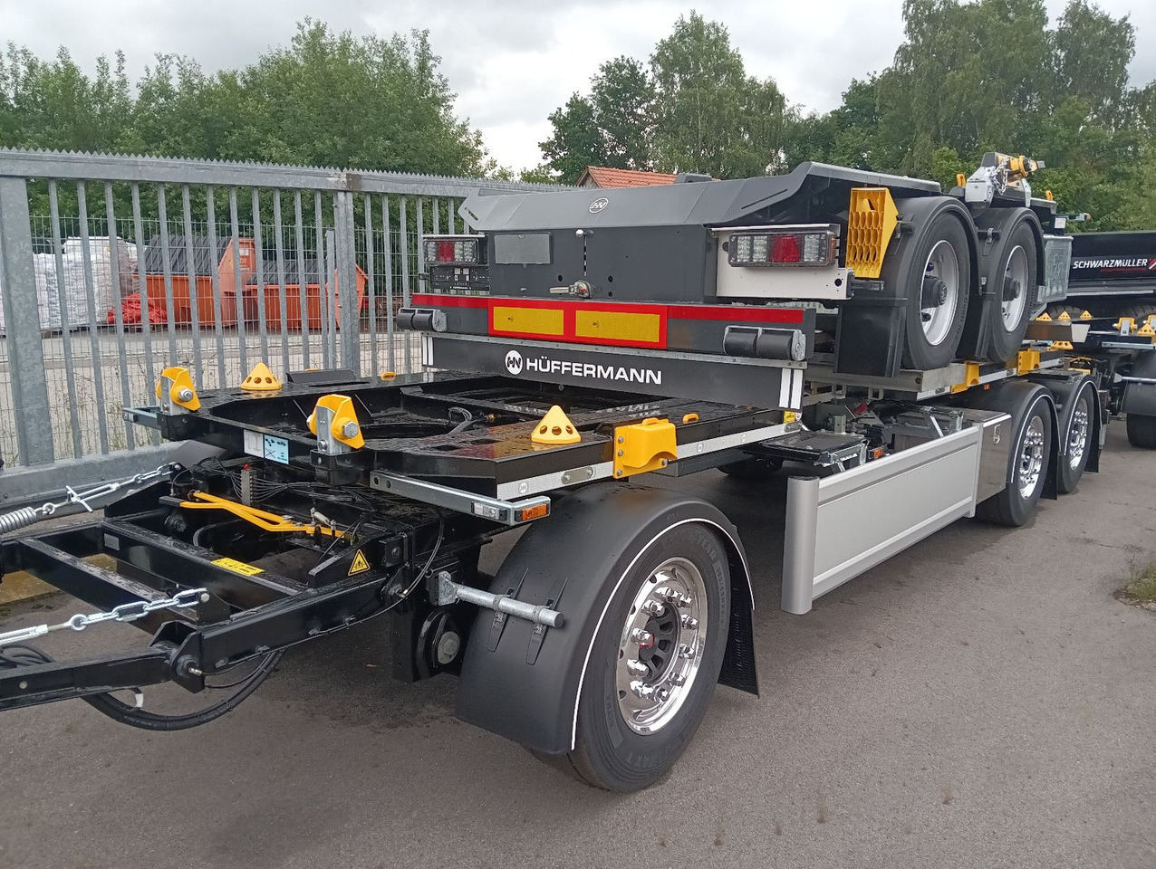 Hüffermann 3-A VARIO-CARRIER SAF NEU VERZINKT LiftAlufelgen - Remolque multilift/ Portacontenedores de cadenas: foto 3 Hüffermann 3-A VARIO-CARRIER SAF NEU VERZINKT LiftAlufelgen - Remolque multilift/ Portacontenedores de cadenas: foto 3