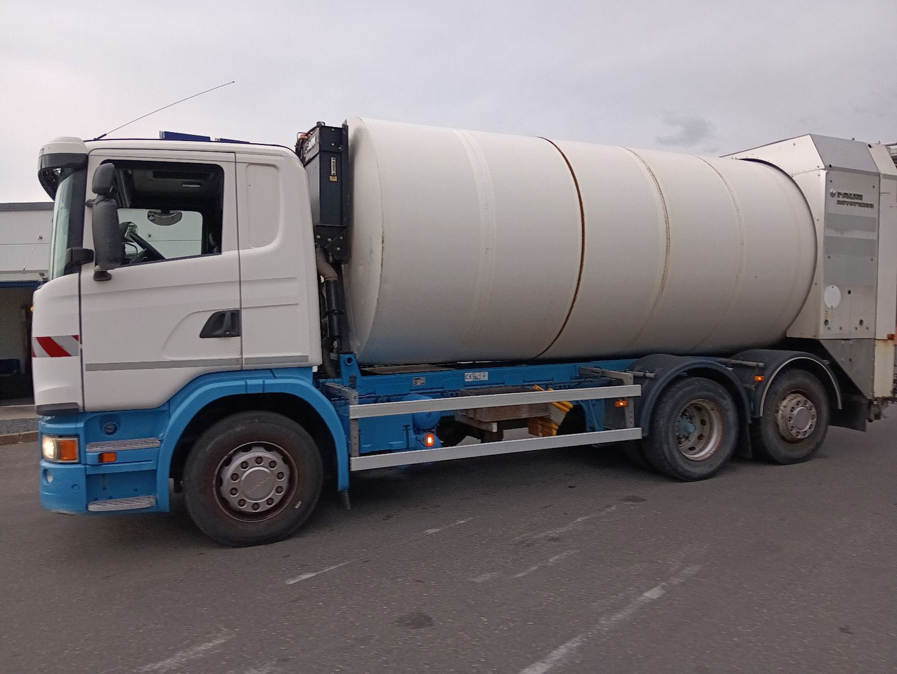 Camión de basura Scania G360 6x2 RETARDER FAUN ROTOPRESS 521L Zöller 230: foto 8