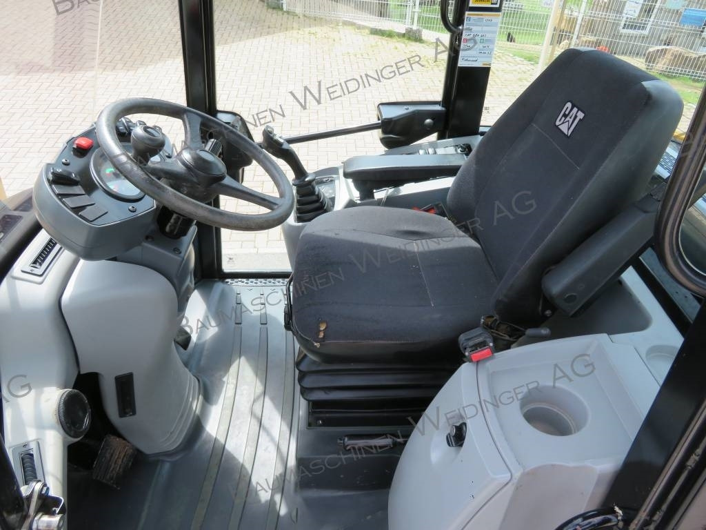 Cargadora de ruedas CAT 906M: foto 10