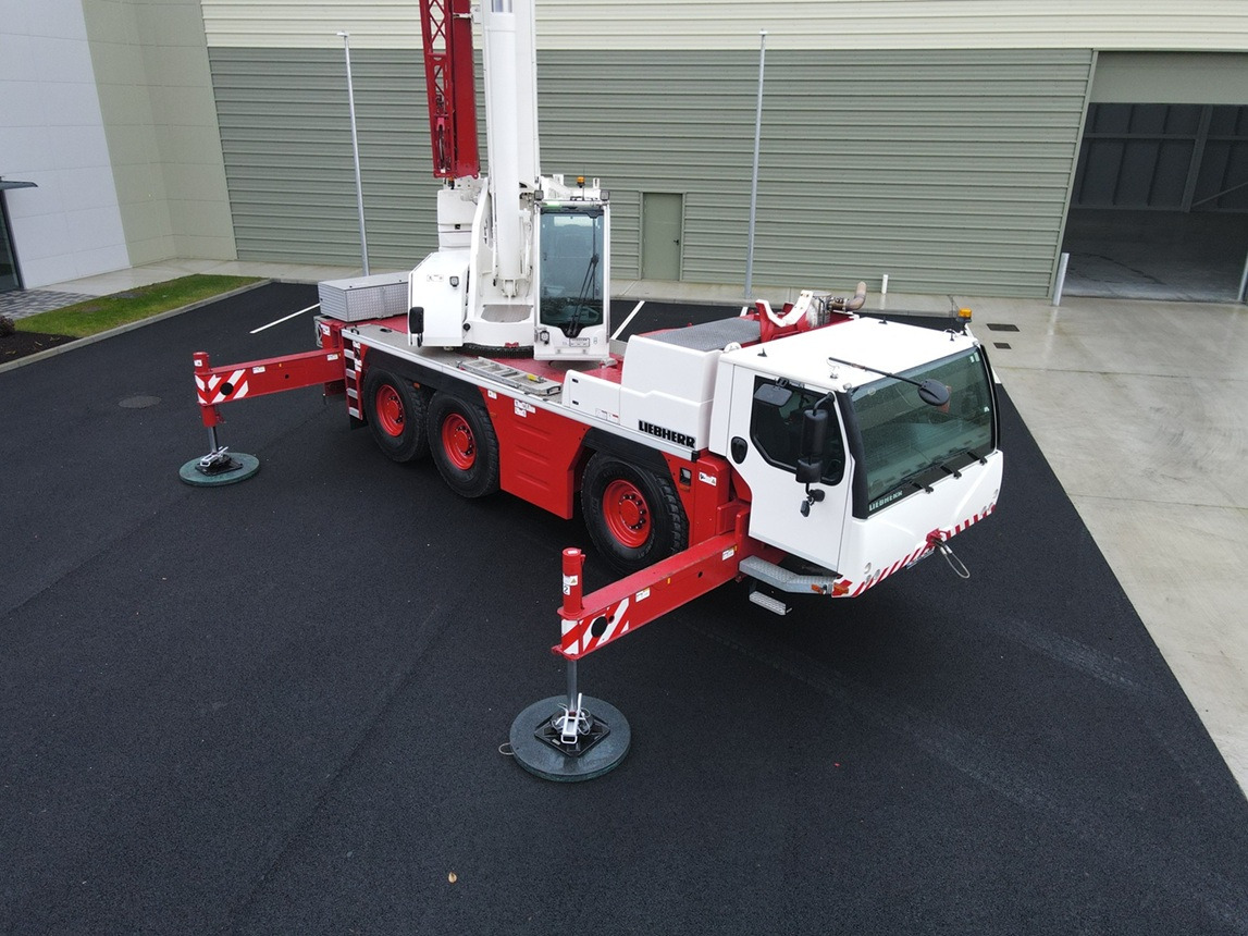 LIEBHERR LTM1060-3.1 - Excellent Condition and Full Remote - Grúa todo terreno: foto 2 LIEBHERR LTM1060-3.1 - Excellent Condition and Full Remote - Grúa todo terreno: foto 2