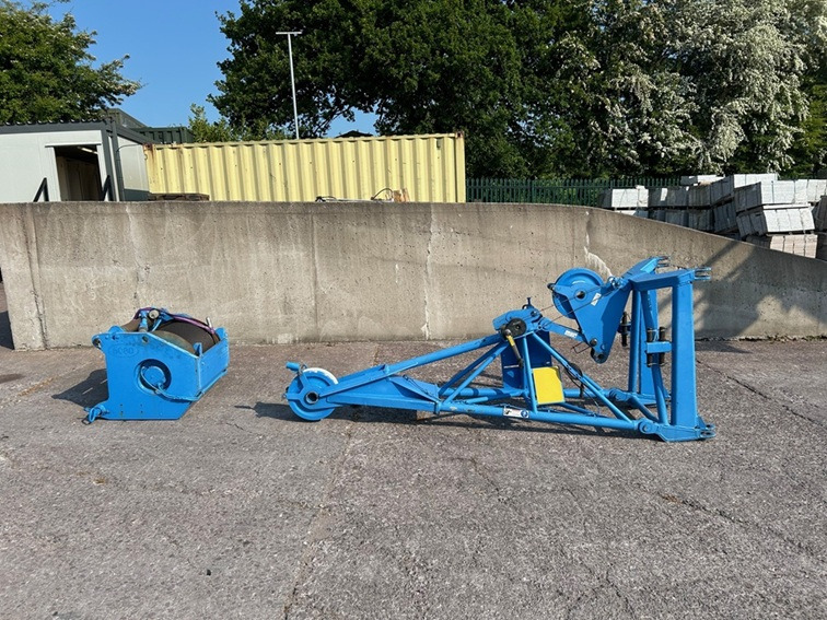 LIEBHERR Second Winch & 2.5 Meter Jib to suit LIEBHERR LTM1060-3.1 - Grúa todo terreno: foto 2 LIEBHERR Second Winch & 2.5 Meter Jib to suit LIEBHERR LTM1060-3.1 - Grúa todo terreno: foto 2