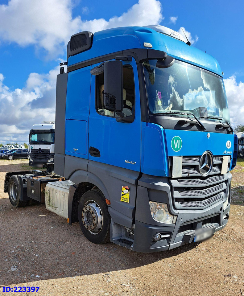 MERCEDES-BENZ Actros 1842 Euro6 - Cabeza tractora: foto 2 MERCEDES-BENZ Actros 1842 Euro6 - Cabeza tractora: foto 2