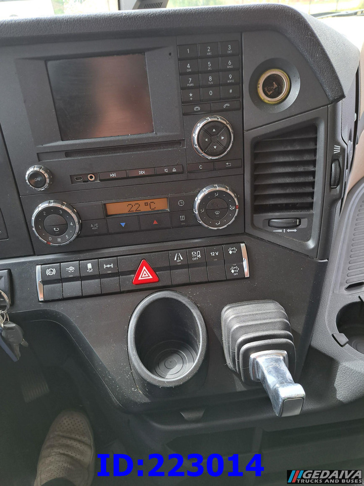 Cabeza tractora MERCEDES-BENZ Actros 1845 - Mega - Euro6: foto 9