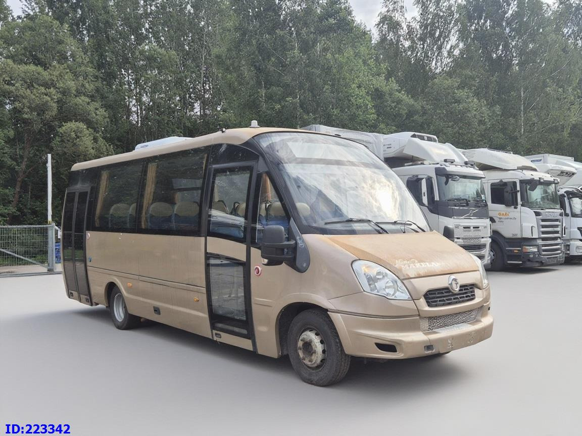 IVECO Rosero Euro5 34-Place (Gearbox defekt) - Autocar: foto 1 IVECO Rosero Euro5 34-Place (Gearbox defekt) - Autocar: foto 1