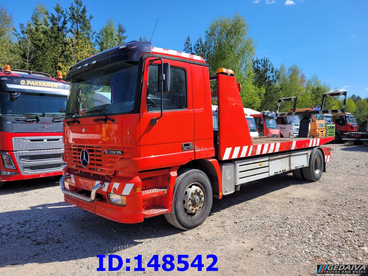 MERCEDES-BENZ Actros 1831 4x2 - Grua de remolque autos: foto 2 MERCEDES-BENZ Actros 1831 4x2 - Grua de remolque autos: foto 2