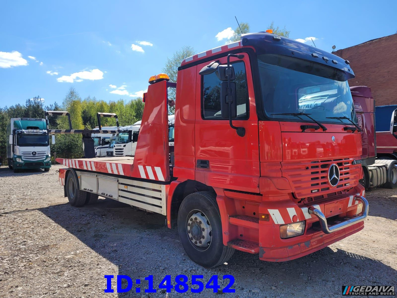 MERCEDES-BENZ Actros 1831 4x2 - Grua de remolque autos: foto 5 MERCEDES-BENZ Actros 1831 4x2 - Grua de remolque autos: foto 5