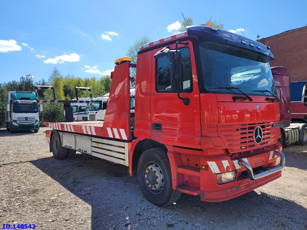 MERCEDES-BENZ Actros 1831 4x2 - Grua de remolque autos: foto 5 MERCEDES-BENZ Actros 1831 4x2 - Grua de remolque autos: foto 5