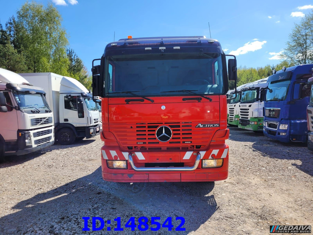 MERCEDES-BENZ Actros 1831 4x2 - Grua de remolque autos: foto 3 MERCEDES-BENZ Actros 1831 4x2 - Grua de remolque autos: foto 3