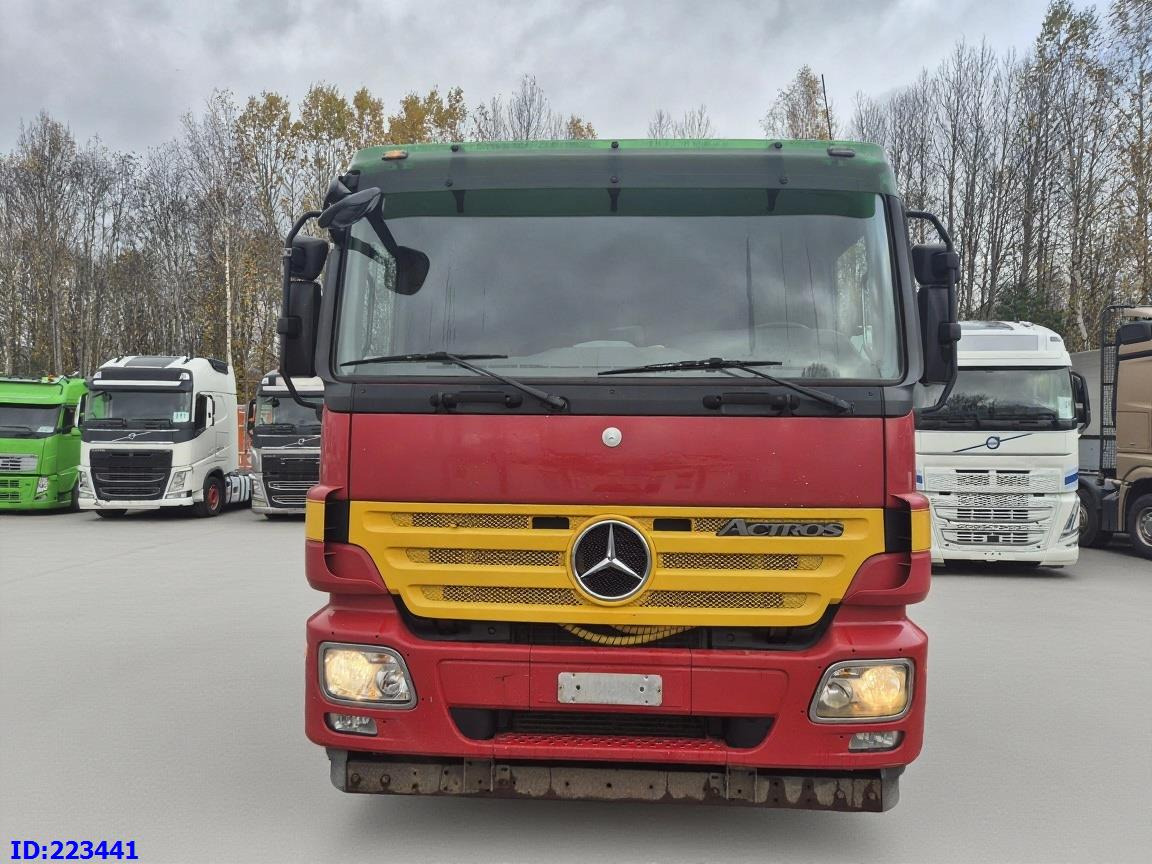 MERCEDES-BENZ Actros 2636 6X4 (3pedals) - Camión chasis: foto 2 MERCEDES-BENZ Actros 2636 6X4 (3pedals) - Camión chasis: foto 2