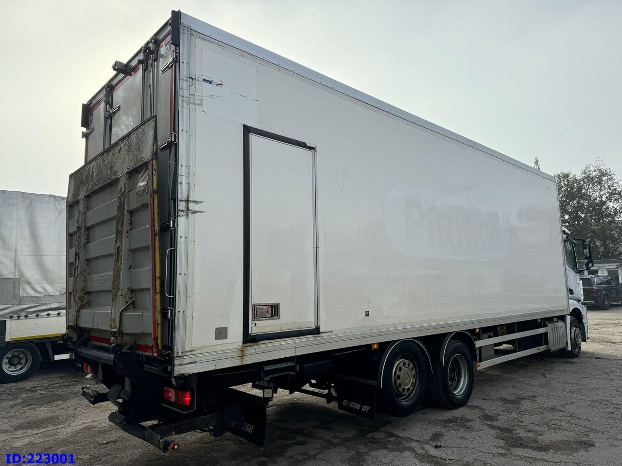 MERCEDES-BENZ Antos 2540 6x2 Euro6 - Camión frigorífico: foto 4 MERCEDES-BENZ Antos 2540 6x2 Euro6 - Camión frigorífico: foto 4