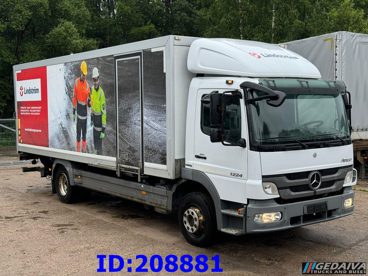MERCEDES-BENZ Atego 1224 - Camión caja cerrada: foto 3 MERCEDES-BENZ Atego 1224 - Camión caja cerrada: foto 3