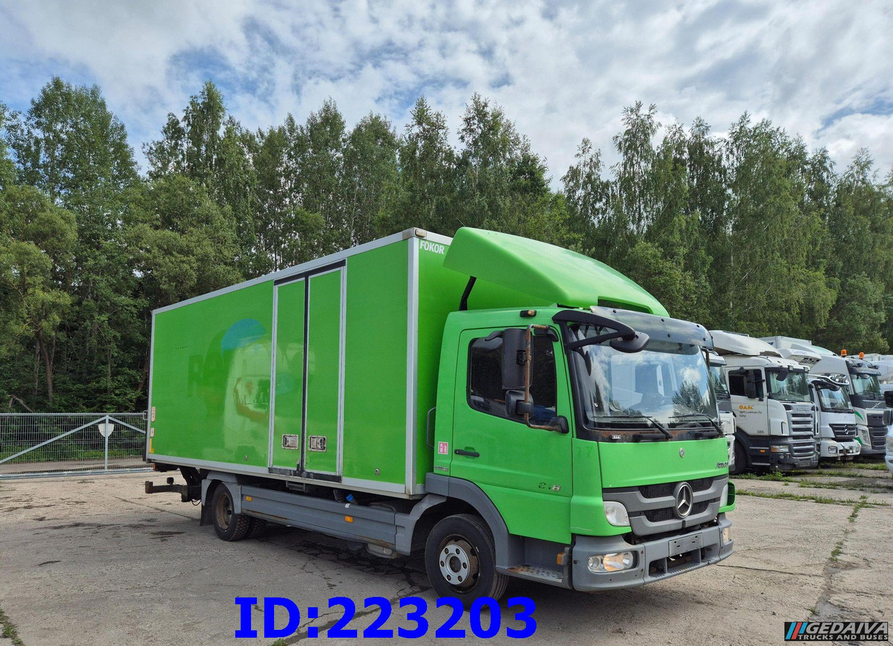 MERCEDES-BENZ Atego 818 4x2 Euro5 Manual - Camión caja cerrada: foto 3 MERCEDES-BENZ Atego 818 4x2 Euro5 Manual - Camión caja cerrada: foto 3