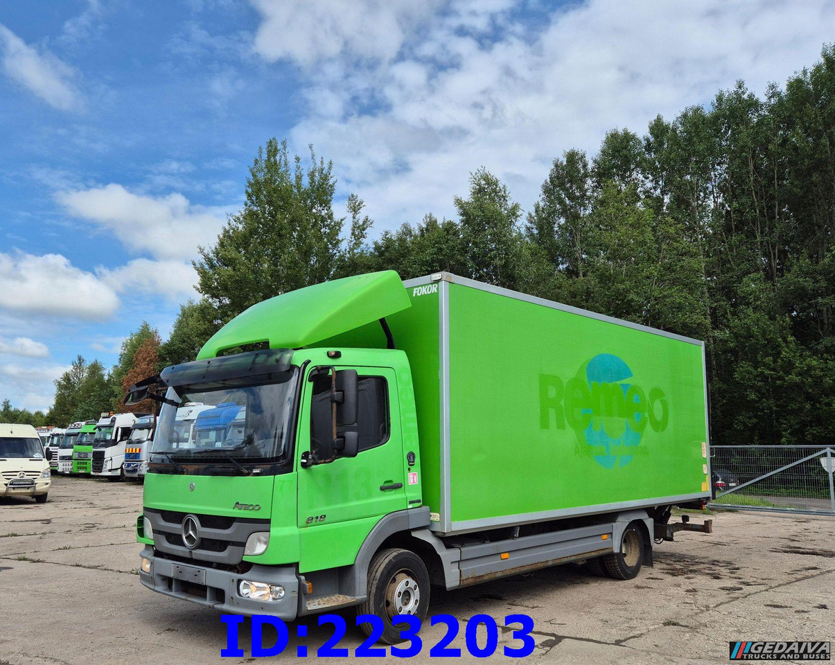 MERCEDES-BENZ Atego 818 4x2 Euro5 Manual - Camión caja cerrada: foto 1 MERCEDES-BENZ Atego 818 4x2 Euro5 Manual - Camión caja cerrada: foto 1