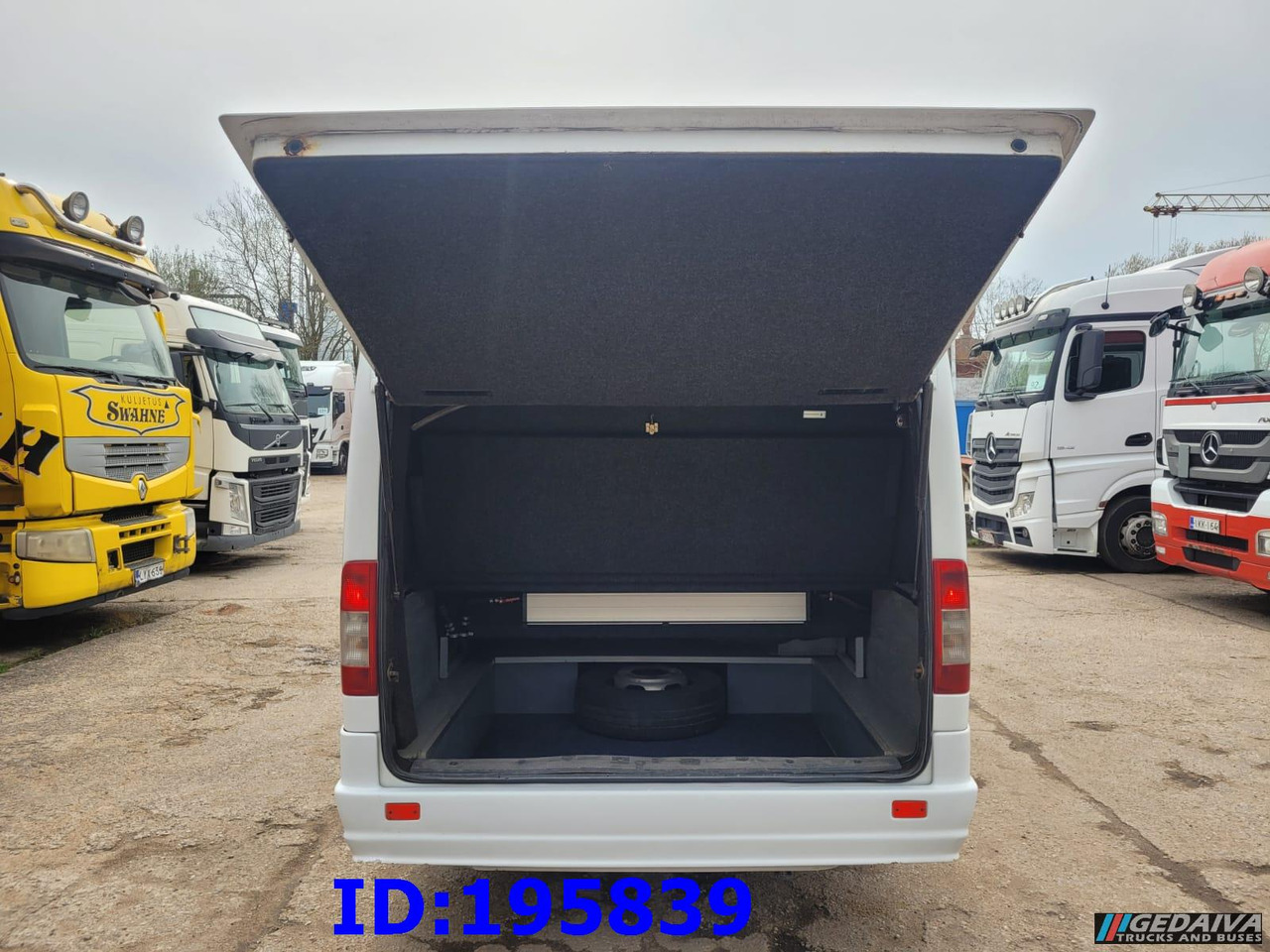 MERCEDES-BENZ Sprinter 416 Pegabus 17place - Autocar: foto 5 MERCEDES-BENZ Sprinter 416 Pegabus 17place - Autocar: foto 5