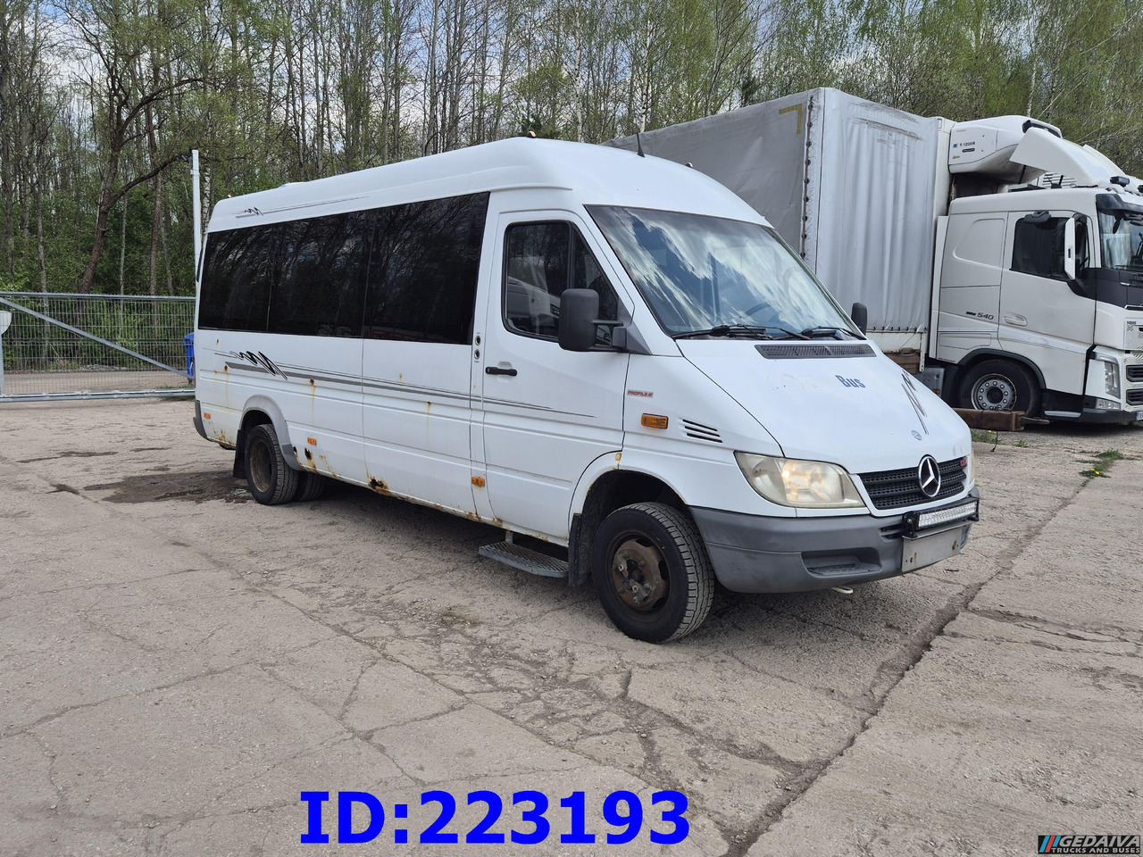 MERCEDES-BENZ Sprinter 416 VIP AC 17-seater - Autocar: foto 3 MERCEDES-BENZ Sprinter 416 VIP AC 17-seater - Autocar: foto 3