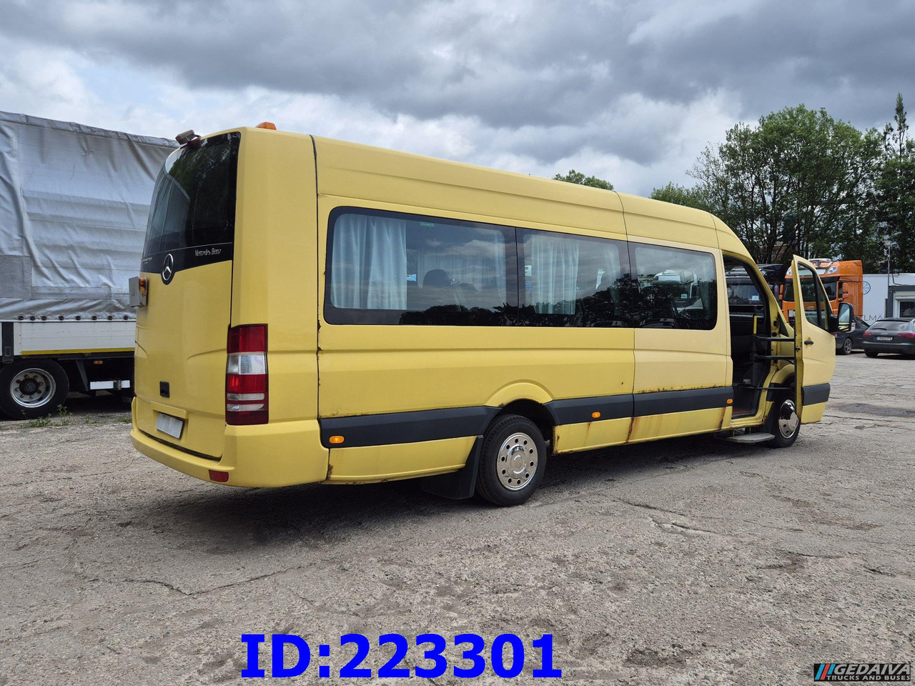 MERCEDES-BENZ Sprinter 515 TRANSFER 23 PLACES - Autocar: foto 4 MERCEDES-BENZ Sprinter 515 TRANSFER 23 PLACES - Autocar: foto 4