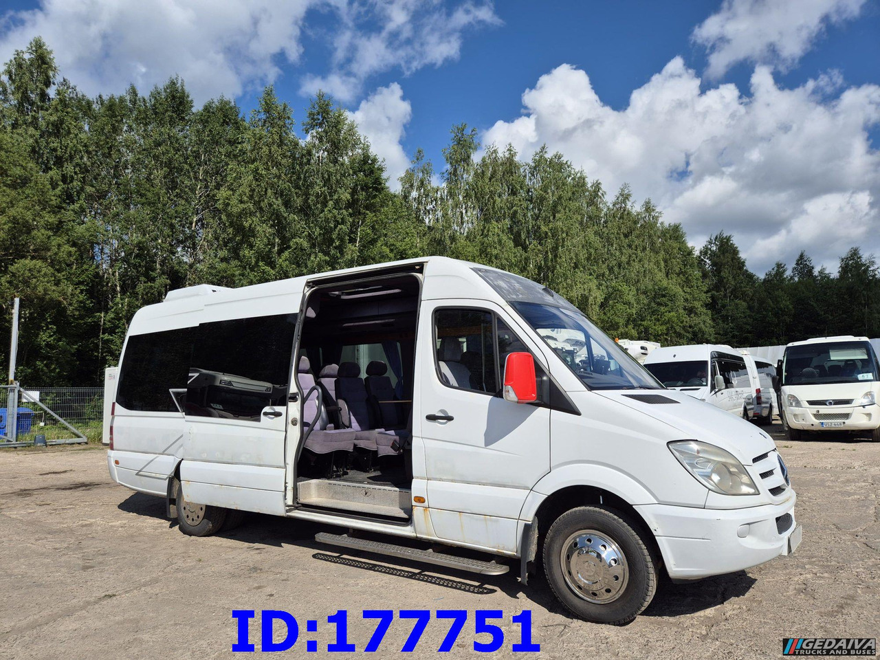 MERCEDES-BENZ Sprinter 518 - VIP - 17-seater - Autocar: foto 3 MERCEDES-BENZ Sprinter 518 - VIP - 17-seater - Autocar: foto 3