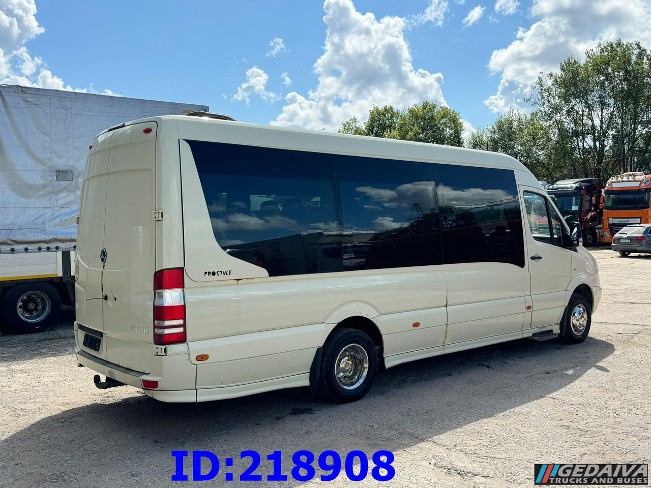 MERCEDES-BENZ Sprinter 519 VIP 18-Place Prostyle Euro5 - Autocar: foto 5 MERCEDES-BENZ Sprinter 519 VIP 18-Place Prostyle Euro5 - Autocar: foto 5