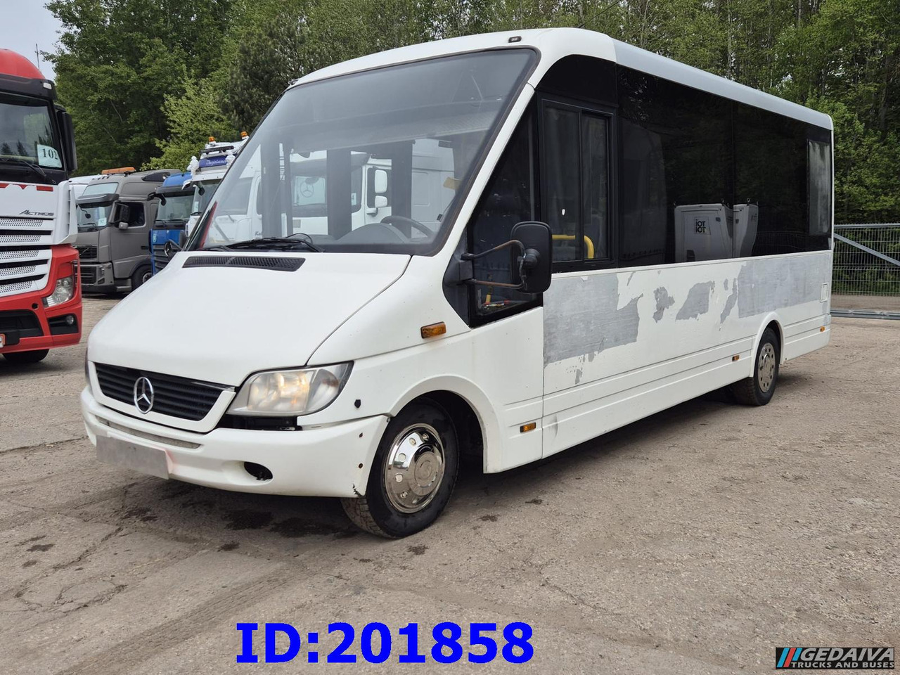 MERCEDES-BENZ Sprinter 616 - 27 Place - Autobús urbano: foto 4 MERCEDES-BENZ Sprinter 616 - 27 Place - Autobús urbano: foto 4