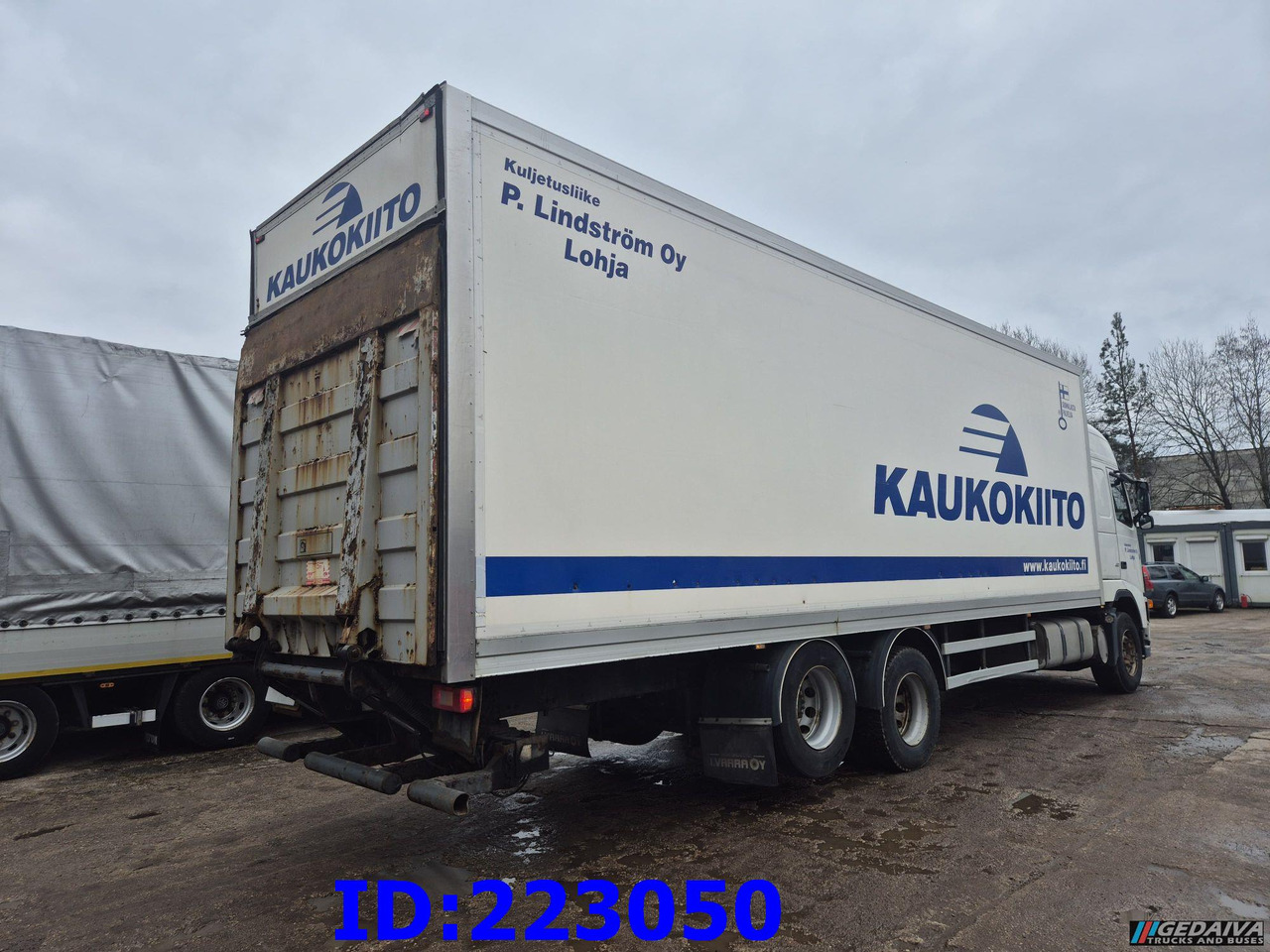VOLVO FH13 480HP 6x2 Manual 10 tyres - Camión isotérmico: foto 5 VOLVO FH13 480HP 6x2 Manual 10 tyres - Camión isotérmico: foto 5