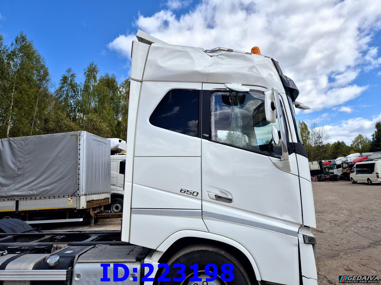 VOLVO FH16 650HP 8X4 (Steering axle) - Camión chasis: foto 5 VOLVO FH16 650HP 8X4 (Steering axle) - Camión chasis: foto 5