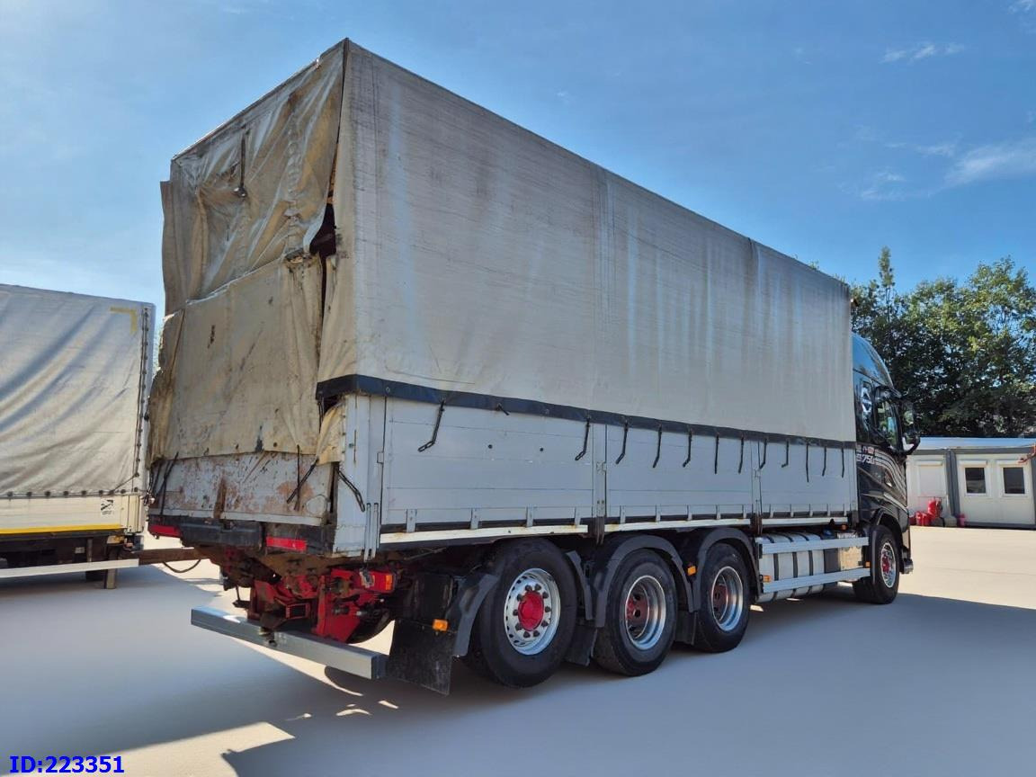 VOLVO FH16 750HP - 8x4-Steering axle - Camión lona: foto 5 VOLVO FH16 750HP - 8x4-Steering axle - Camión lona: foto 5