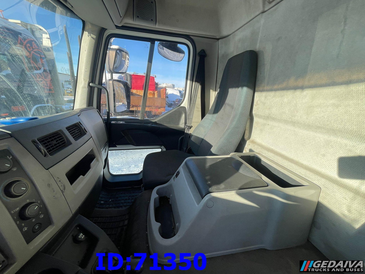 Camión frigorífico VOLVO FL 280 4x2 Refrigerator: foto 19