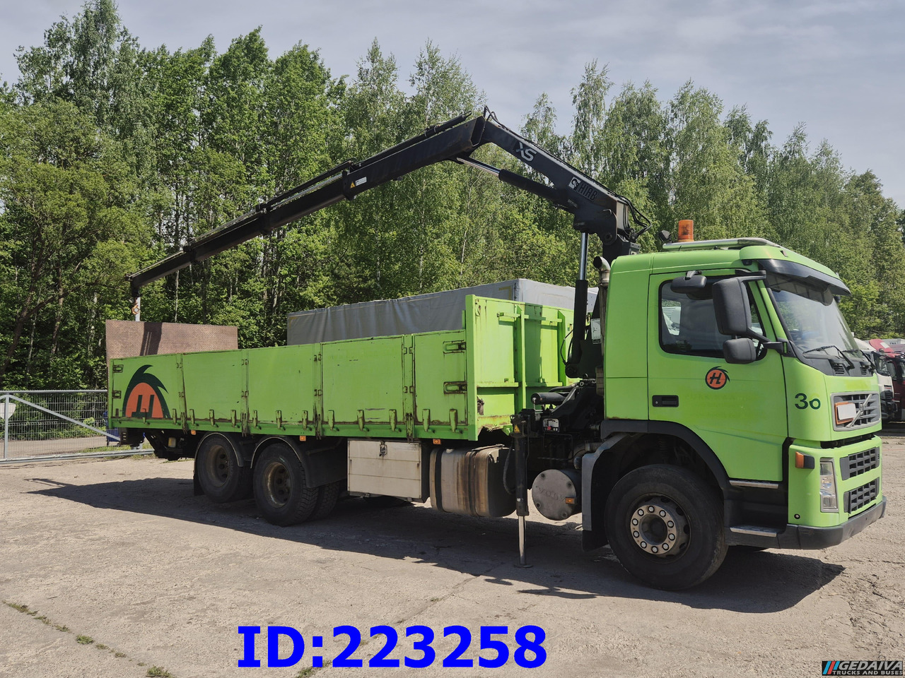 VOLVO FM9 300HP 6x2 + HIAB 144B -3 CL - Camión caja abierta: foto 4 VOLVO FM9 300HP 6x2 + HIAB 144B -3 CL - Camión caja abierta: foto 4