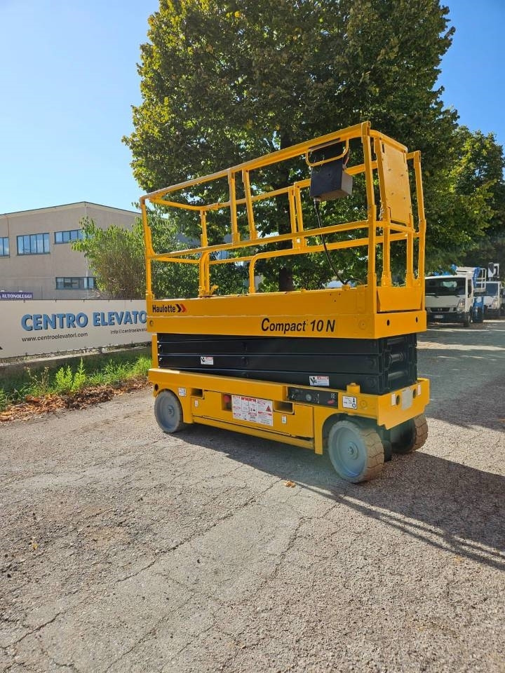 Plataforma de tijeras Haulotte Compact 10 N: foto 19 Plataforma de tijeras Haulotte Compact 10 N: foto 19