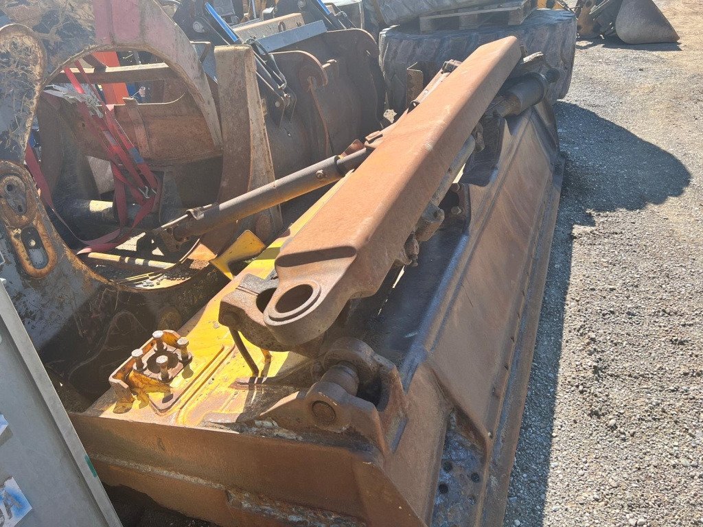 Bulldozer Komatsu D 65 EX-15 (110158): foto 13 Bulldozer Komatsu D 65 EX-15 (110158): foto 13