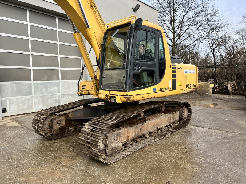 Komatsu PC 210-6K (111093) - Excavadora de cadenas: foto 3 Komatsu PC 210-6K (111093) - Excavadora de cadenas: foto 3