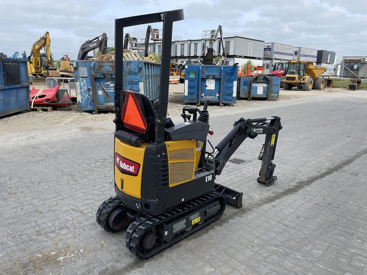 Bobcat E10 - Miniexcavadora: foto 4 Bobcat E10 - Miniexcavadora: foto 4