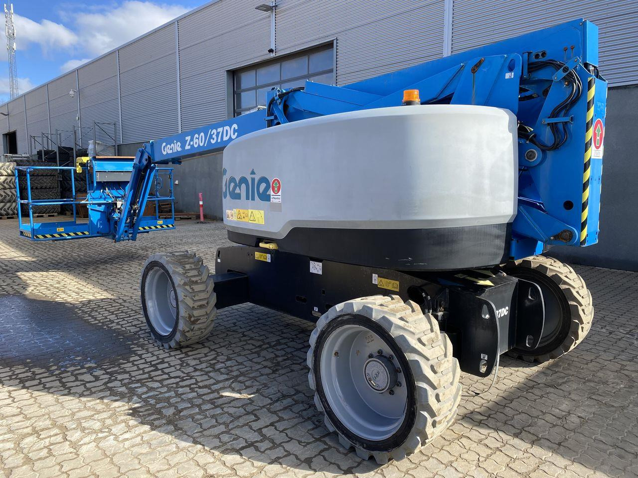 Genie Z60/37 DC - Plataforma articulada: foto 2 Genie Z60/37 DC - Plataforma articulada: foto 2