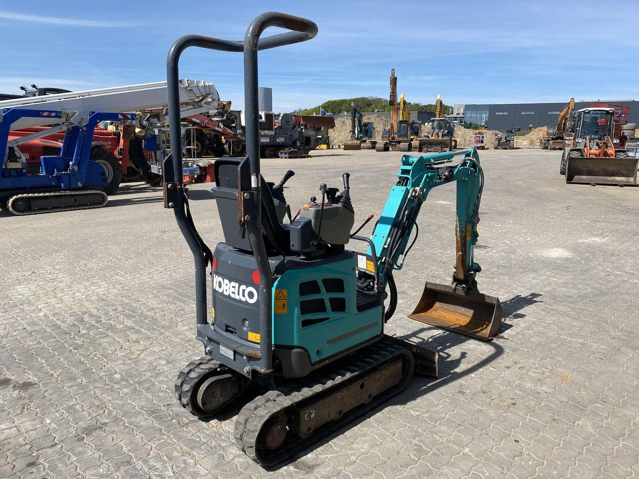 Kobelco SK10SR-2 - Miniexcavadora: foto 4 Kobelco SK10SR-2 - Miniexcavadora: foto 4