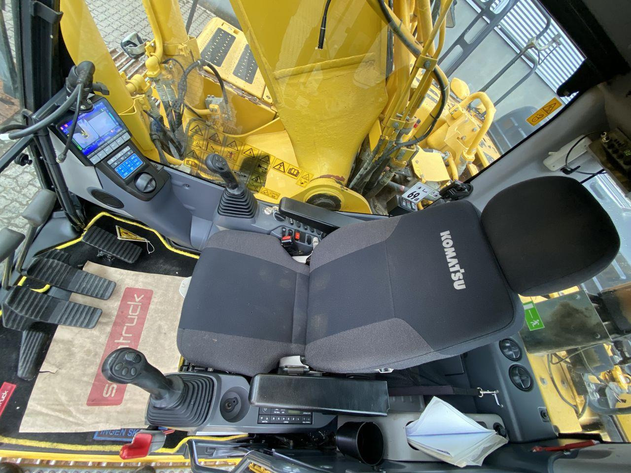 Komatsu HB365LC-3 - Excavadora de cadenas: foto 3 Komatsu HB365LC-3 - Excavadora de cadenas: foto 3