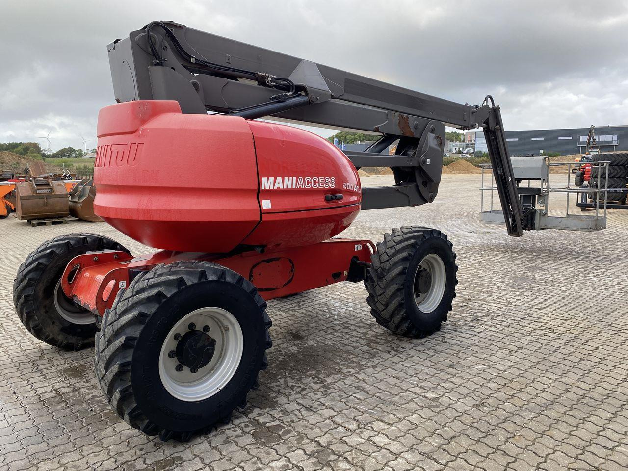 Manitou 200ATJ RC - Plataforma articulada: foto 4 Manitou 200ATJ RC - Plataforma articulada: foto 4