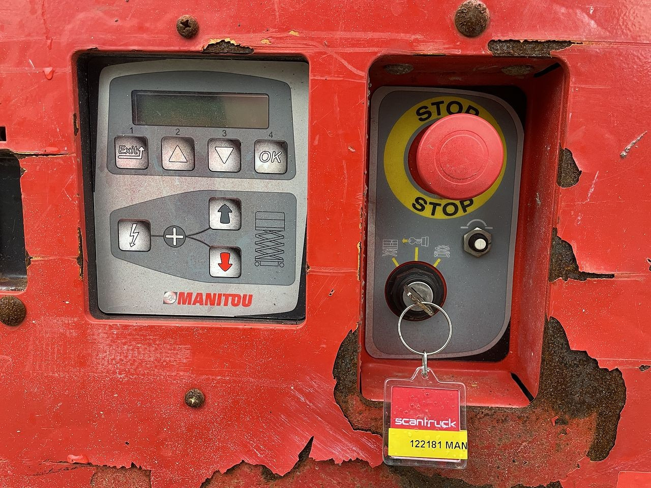 Plataforma de tijeras Manitou 78SEC: foto 9