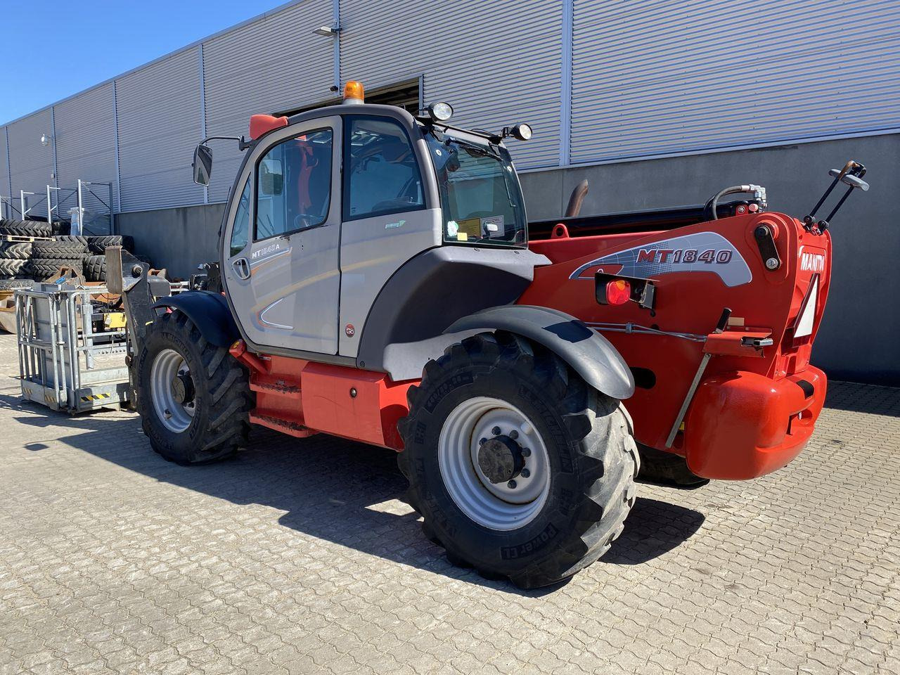 Manitou MT1840A ST4 - Manipulador telescópico: foto 2 Manitou MT1840A ST4 - Manipulador telescópico: foto 2