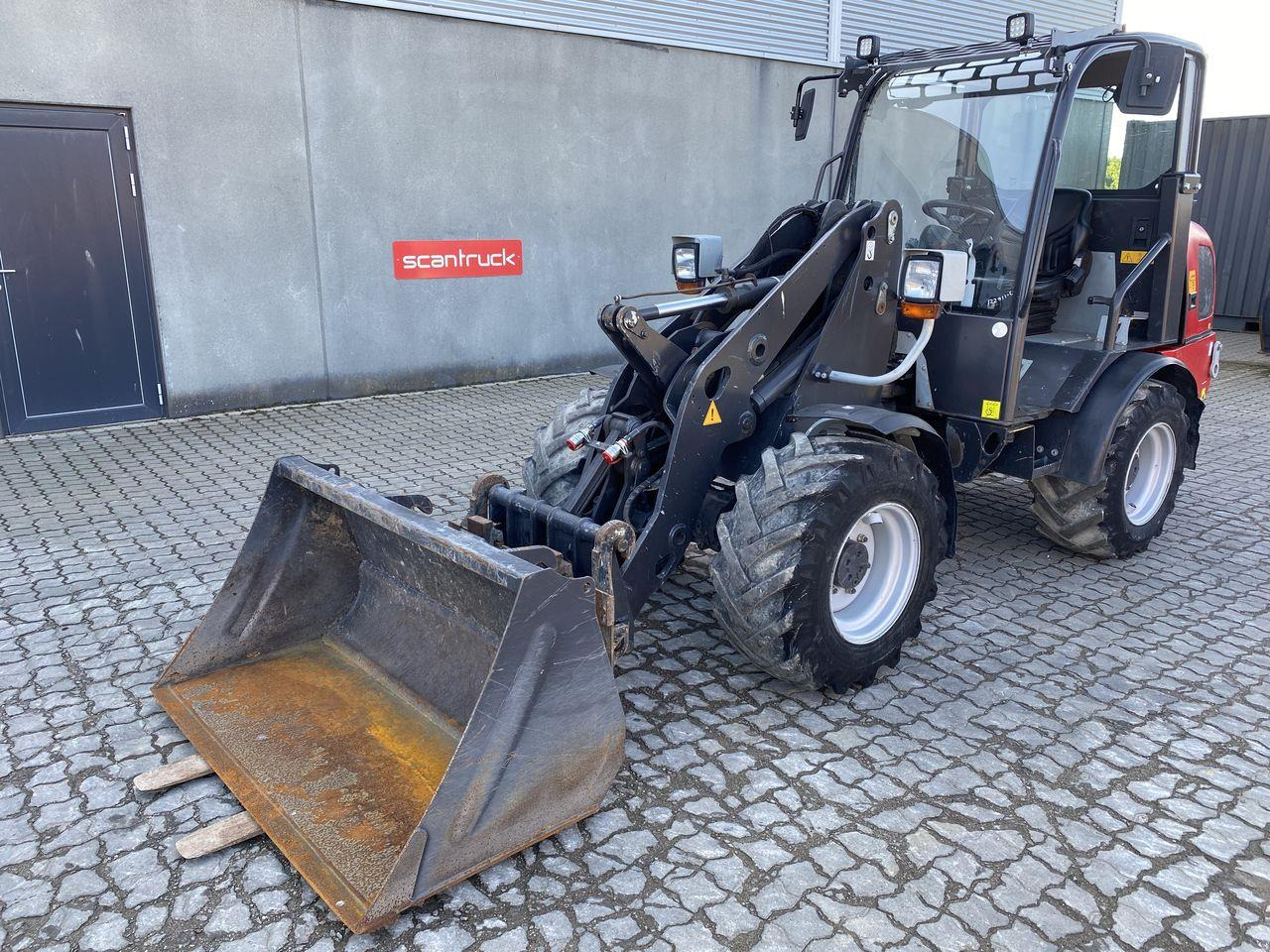 Weidemann 2070 - Cargadora articulada: foto 1 Weidemann 2070 - Cargadora articulada: foto 1