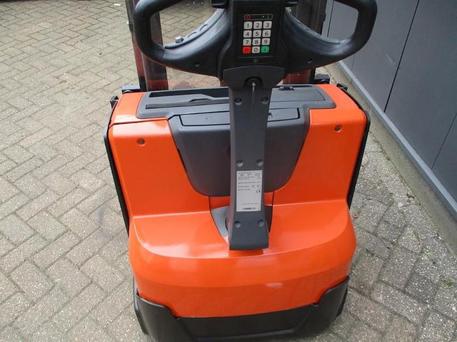 BT SWE 100 - Apilador: foto 2 BT SWE 100 - Apilador: foto 2