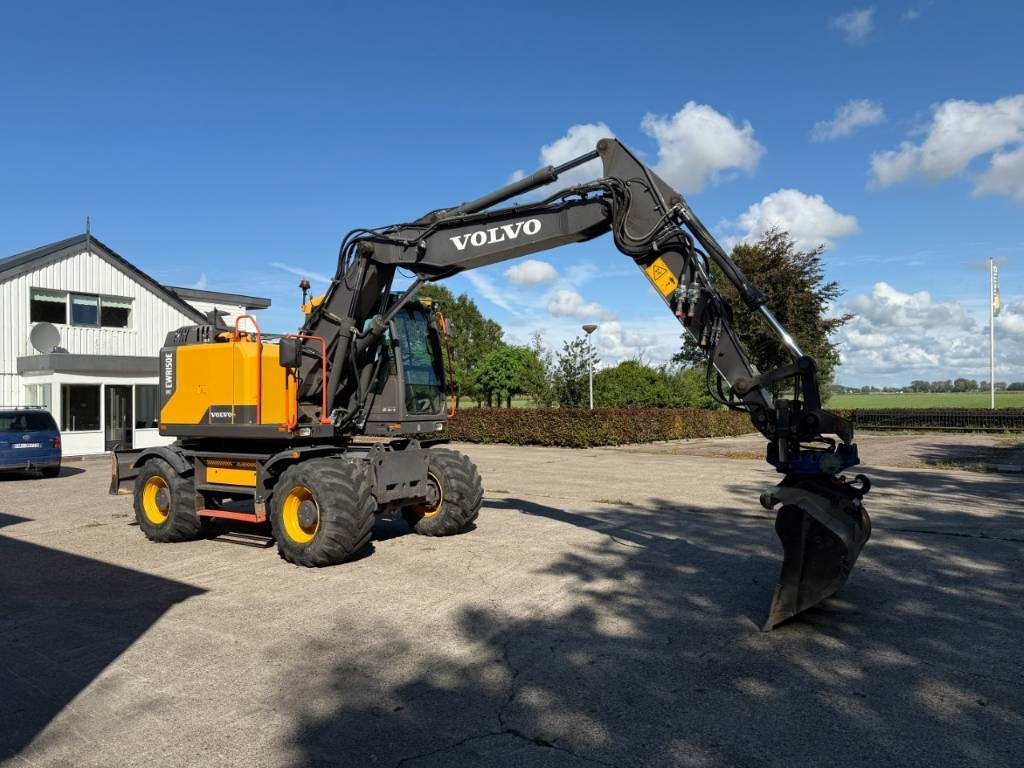Excavadora de ruedas Volvo EWR 150 E: foto 19 Excavadora de ruedas Volvo EWR 150 E: foto 19