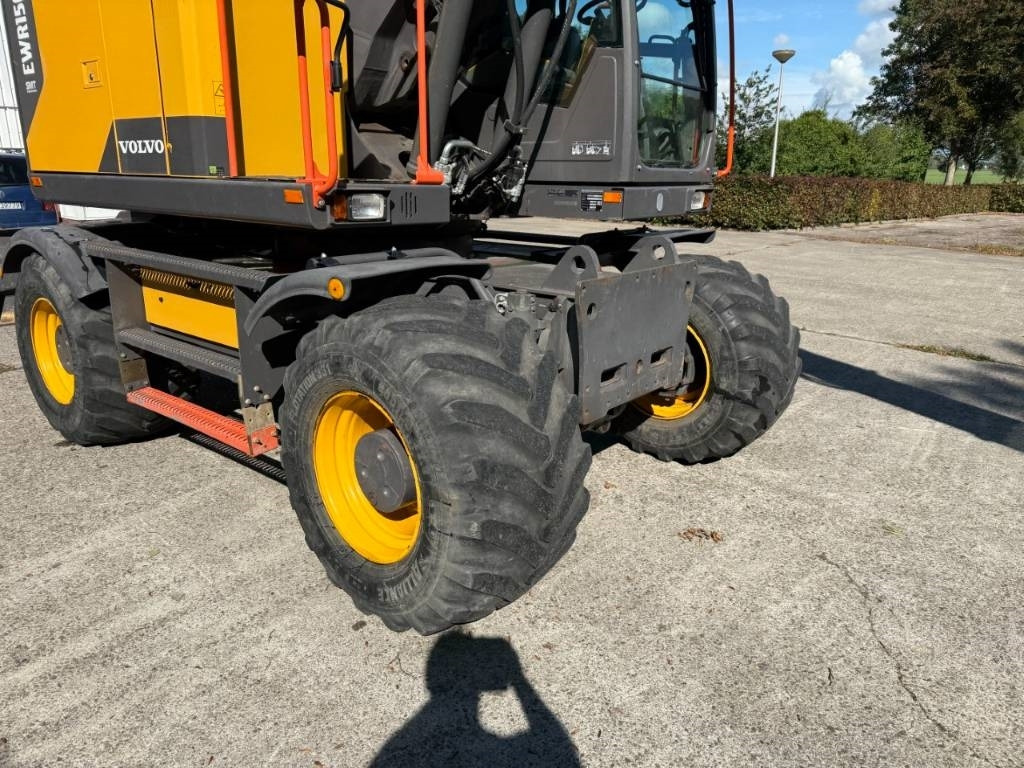 Excavadora de ruedas Volvo EWR 150 E: foto 16 Excavadora de ruedas Volvo EWR 150 E: foto 16