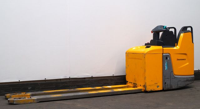 Jungheinrich ERE225 - Transpaleta: foto 1 Jungheinrich ERE225 - Transpaleta: foto 1