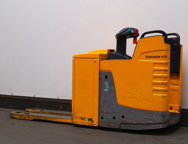 Jungheinrich ERE225 - Transpaleta: foto 2 Jungheinrich ERE225 - Transpaleta: foto 2