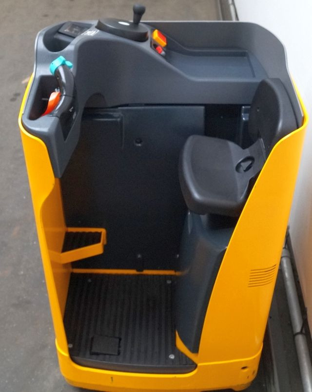 Jungheinrich ESE120 - Transpaleta: foto 4 Jungheinrich ESE120 - Transpaleta: foto 4