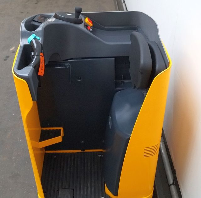 Jungheinrich ESE120 - Transpaleta: foto 4 Jungheinrich ESE120 - Transpaleta: foto 4