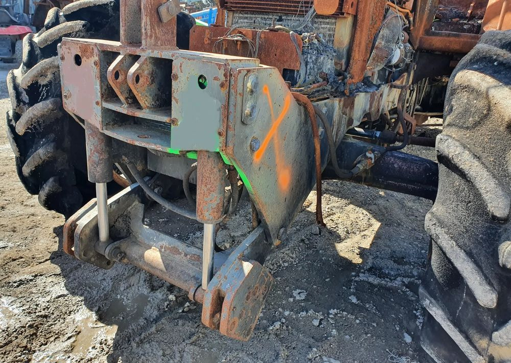 Claas Ares Renault 556 wał blok silnik głowica most zwolnica skrzynia - Caja de cambios para Maquinaria agrícola: foto 3 Claas Ares Renault 556 wał blok silnik głowica most zwolnica skrzynia - Caja de cambios para Maquinaria agrícola: foto 3